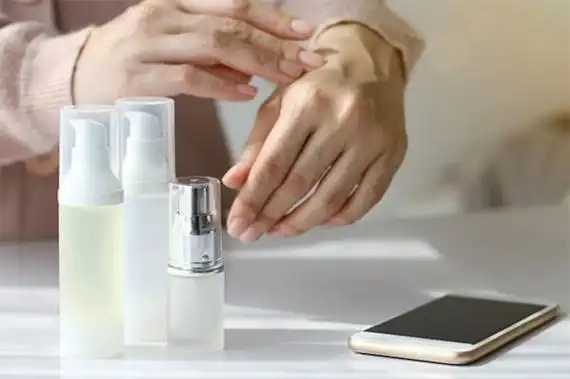 为什么爽肤水不用喷雾出口 为什么爽肤水不用喷雾出口