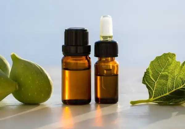 含有酸类成分的爽肤水好不好