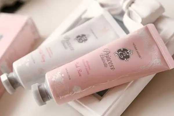 敏感肌怎么选护手霜