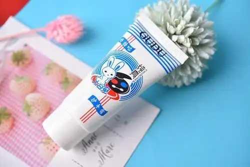 冬天怎么选择护手霜呢