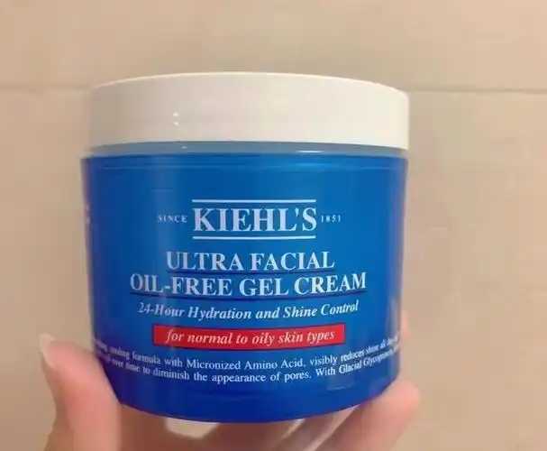 无油面霜和有油的区别 无油面霜和有油的区别