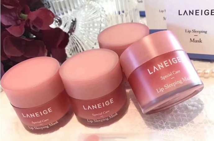 唇膜适合白天用还是晚上用？唇膜能涂一个晚上吗