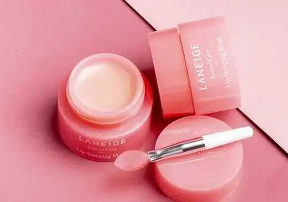 唇膜可以当面膜用吗 唇膜可以当面膜用吗