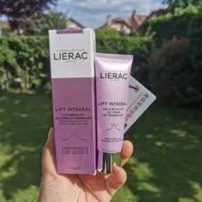 颈霜的保质期是多久?过期的颈霜可以做什么 颈霜的保质期是多久?过期的颈霜可以做什么