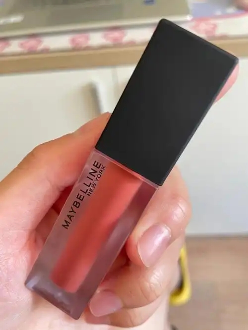 美宝莲606口红色号好看吗 美宝莲606口红色号好看吗