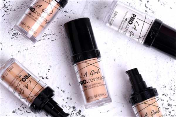 遮瑕用刷子还是美妆蛋？遮瑕的正确用法