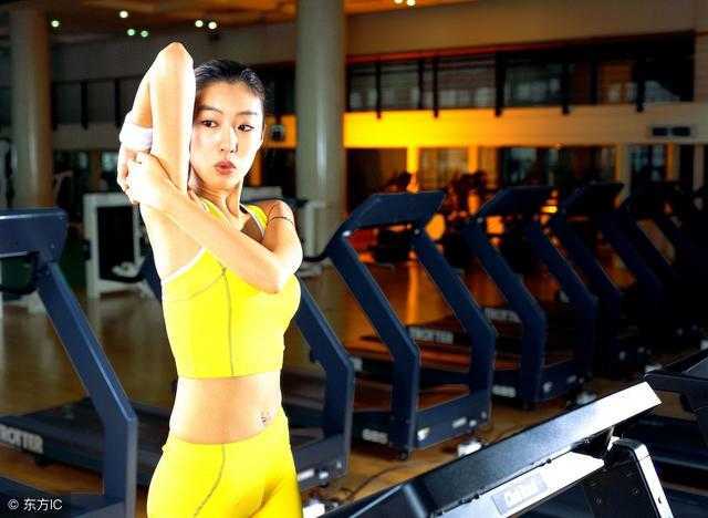 第一次去健身房带什么东西?去健身房带什么你知道吗? 第一次去健身房带什么东西?去健身房带什么你知道吗?