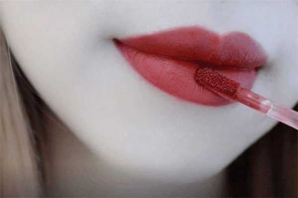 hedone唇釉安全吗？hedone摩登时代唇釉是国货吗