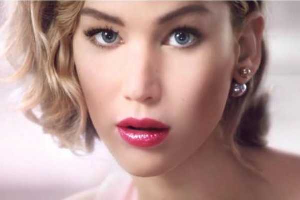 涂口红后嘴巴起皮怎么办？怎么预防涂口红后嘴巴起皮