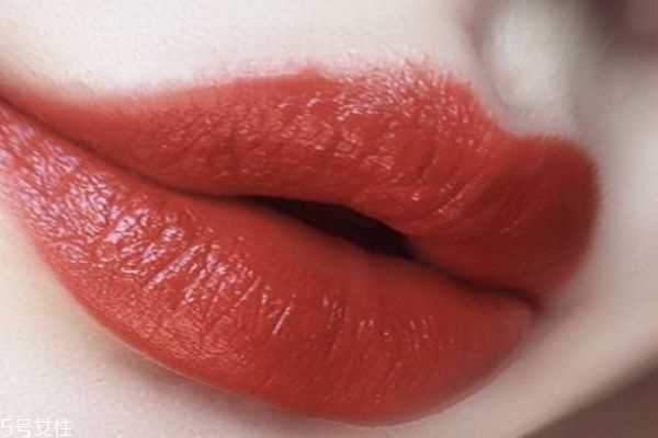 枫叶红口红适合素颜吗?枫叶色口红适合的肤色 枫叶红口红适合素颜吗?枫叶色口红适合的肤色