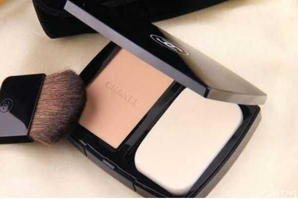 粉饼可以当遮瑕膏用吗？什么粉饼遮瑕效果好又细腻