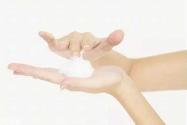 洗脸有哪些误区 洗脸的正确方法