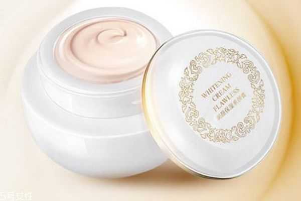 麦吉丽贵妇膏晚上涂 麦吉丽贵妇膏晚上涂