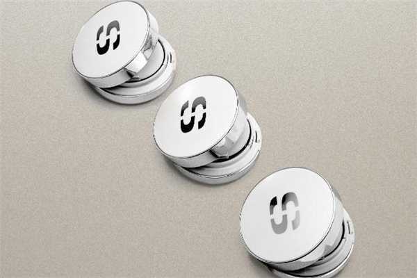 希思黎追光气垫防晒吗？希思黎追光气垫容易脱妆吗