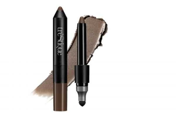 眼影棒应该怎么用?眼影棒的优点有哪些呢