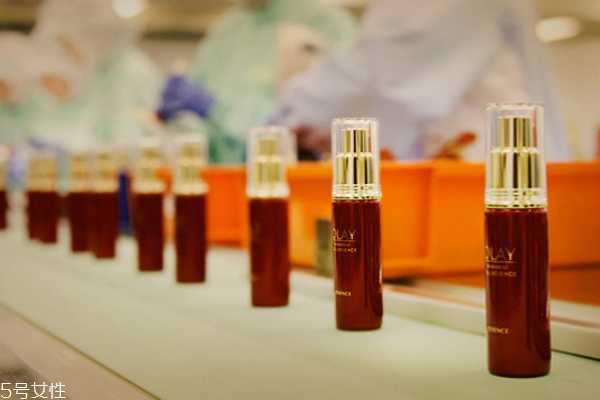 25到35岁怎么选精华液 轻熟肌肤用什么精华液