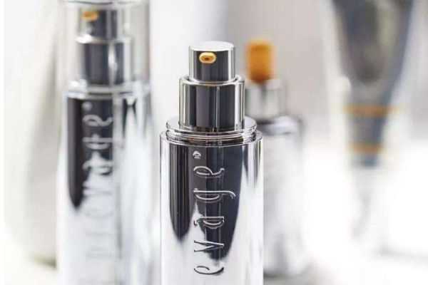 雅顿橘灿精华效果怎么样？雅顿橘灿精华用法