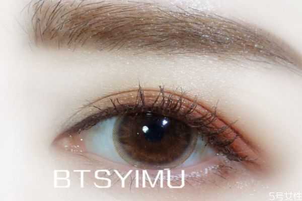 美瞳滑片的原因是什么