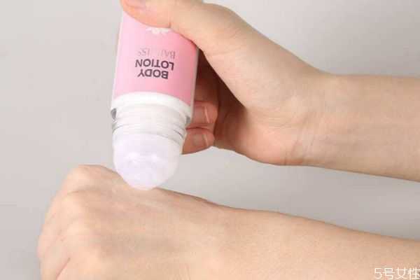 止汗露过期后能用吗？止汗露能用在什么地方