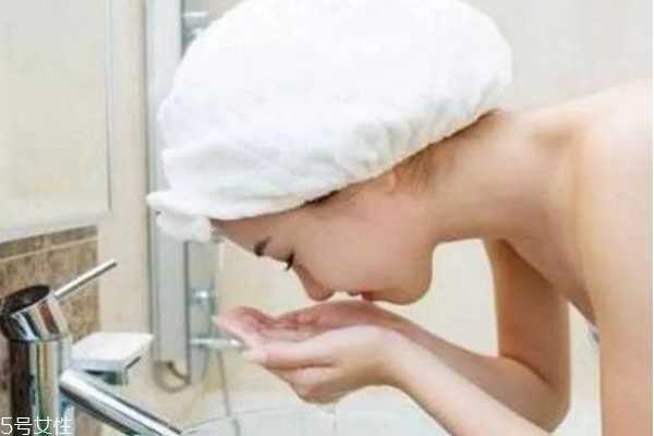 盐水洗脸后能敷面膜吗 盐水洗脸后能敷面膜吗