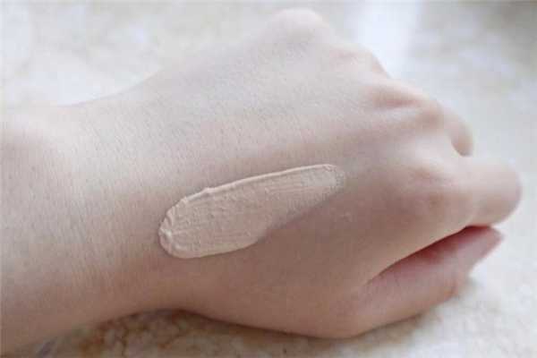 纪梵希高定恒颜粉底液色号怎么选？高定恒颜粉底液有几个色号