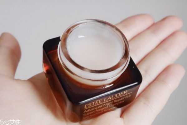 雅诗兰黛眼霜新款老款区别 雅诗兰黛眼霜新款老款区别