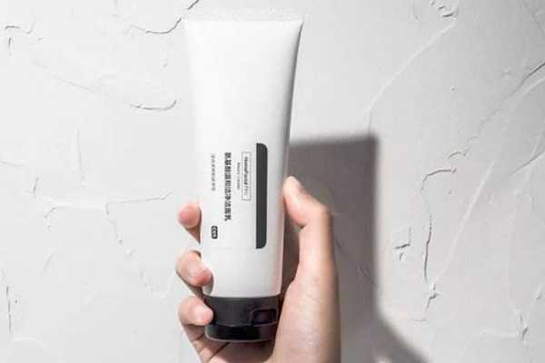 油皮痘痘肌用什么洗面奶?适合油皮痘痘肌洗面奶推荐 油皮痘痘肌用什么洗面奶?适合油皮痘痘肌洗面奶推荐