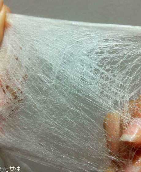 无纺布面膜和蚕丝面膜哪个好 2大常用面膜pk