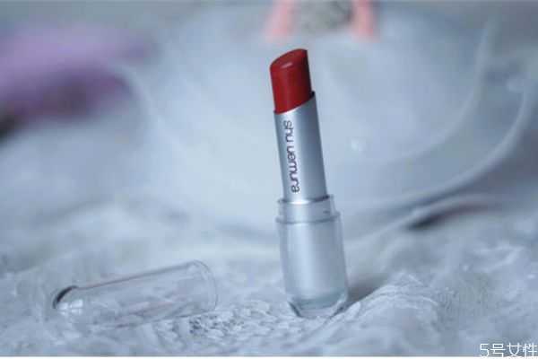 植村秀哑光口红干吗
