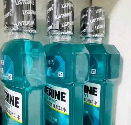 漱口水能杀口腔细菌吗 漱口水能杀口腔细菌吗