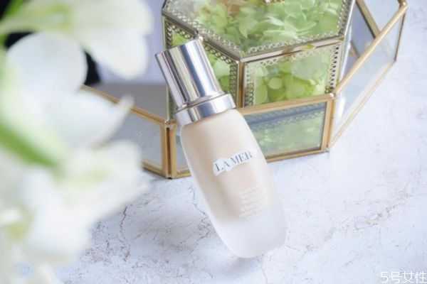 粉底液有什么好处？使用粉底液的注意事项