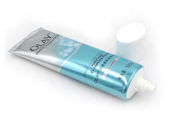 玉兰油洗面奶是皂基还是氨基酸 玉兰油洗面奶是皂基还是氨基酸