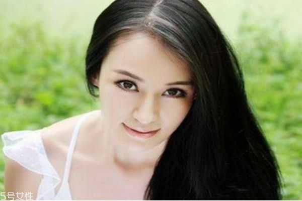 为什么头发会比较少呢