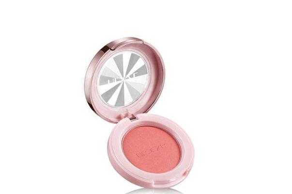 腮红保质期一般多久 过期的腮红还能用吗