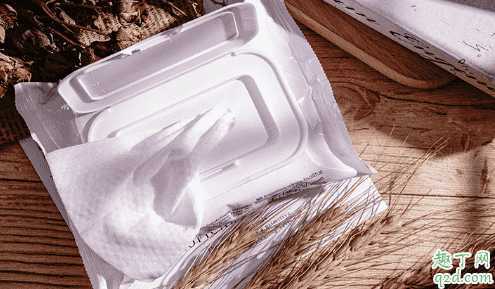 卸妆巾卸妆卸得干净吗?用完卸妆巾还用洗脸么 卸妆巾卸妆卸得干净吗?用完卸妆巾还用洗脸么