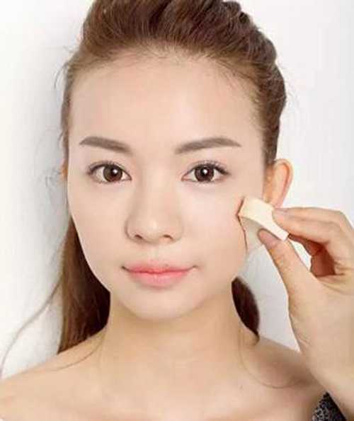 涂bb霜好还是粉底液好 涂bb霜好还是粉底液好