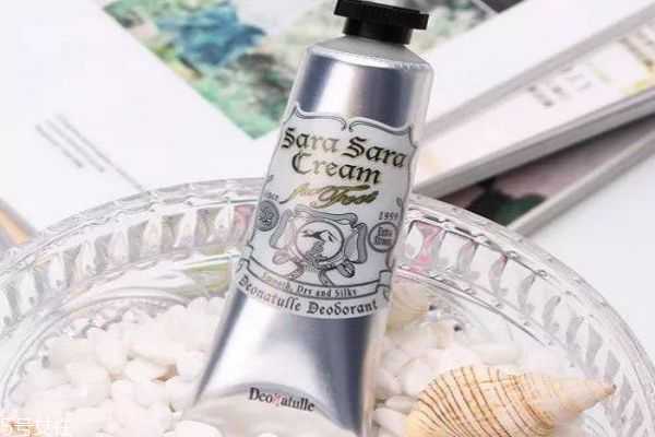 止汗喷雾好还是走珠好