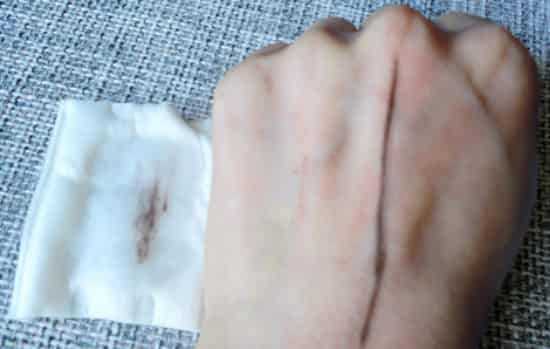 /贝德玛卸妆水和卸妆油的卸妆效果对比