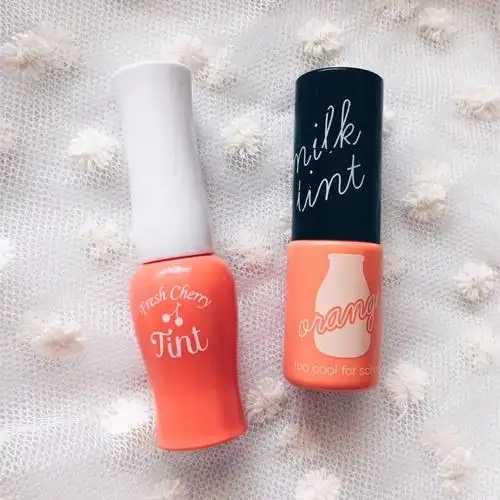 染唇液和口红一样吗