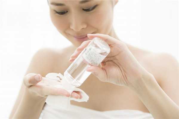 化妆水的用法有哪些 化妆水的用法有哪些