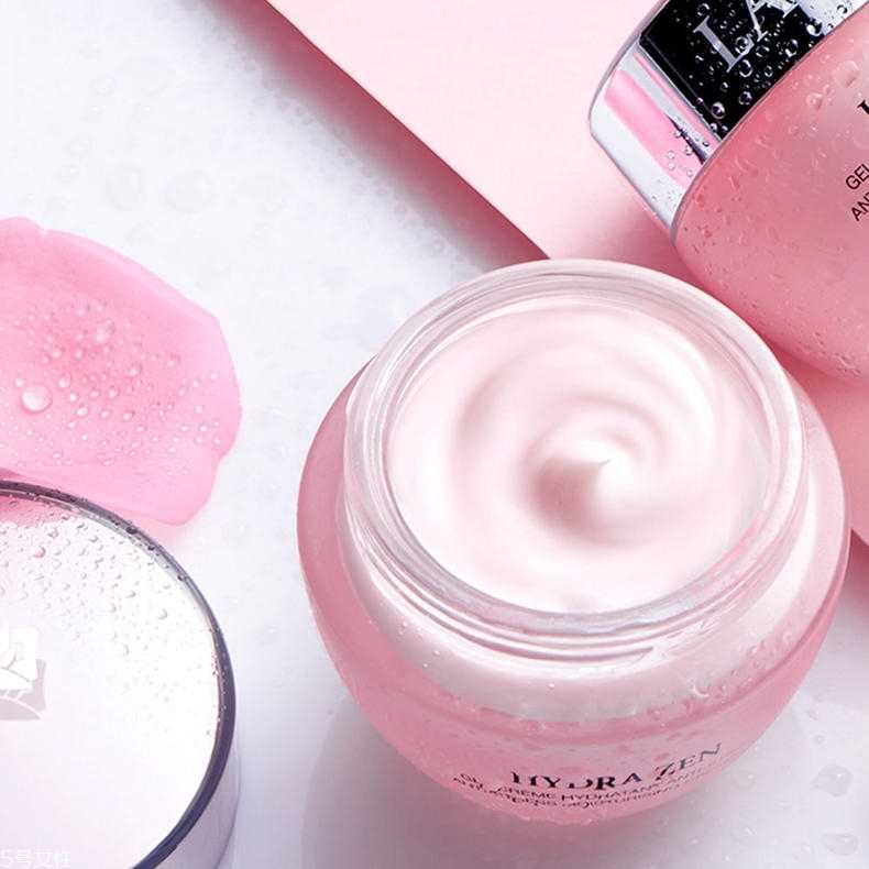 脸干用什么护肤品补水最好 干皮星人补水大法