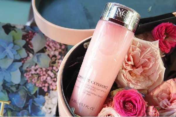 兰蔻粉水放了一年还能用吗?兰蔻粉水放久了味道会变吗 兰蔻粉水放了一年还能用吗?兰蔻粉水放久了味道会变吗