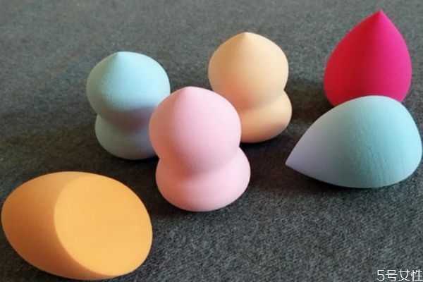 美妆蛋裂开了还能用吗?美妆蛋剪开还可以用吗 美妆蛋裂开了还能用吗?美妆蛋剪开还可以用吗