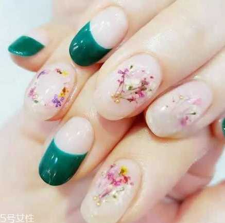 干花美甲有哪些？干花美甲图片大全