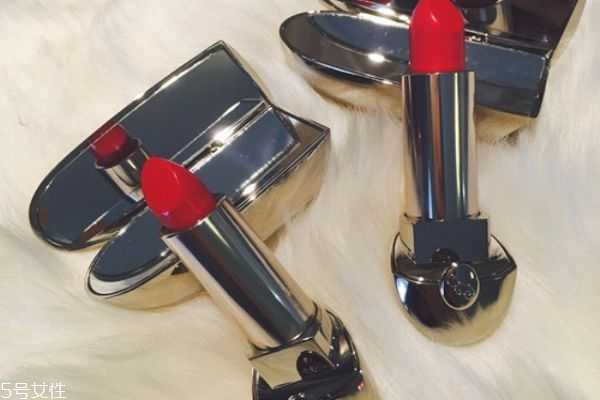 口红怕热吗？天热口红容易化怎么办