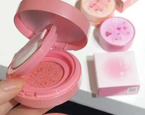 使用腮红有危害吗