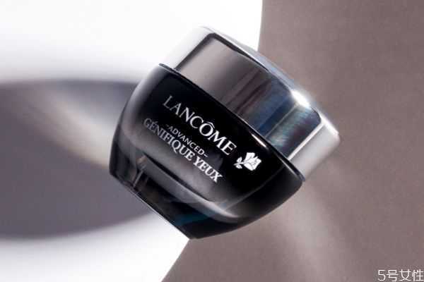 兰蔻发光眼霜效果如何?大眼精华和发光眼霜买哪个 兰蔻发光眼霜效果如何?大眼精华和发光眼霜买哪个