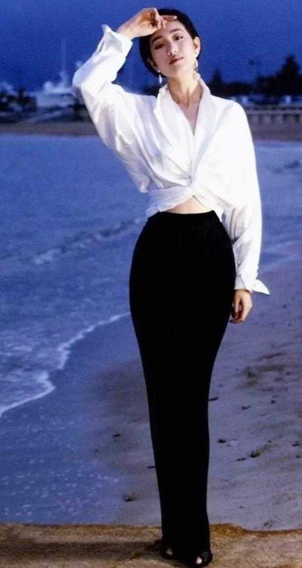 为什么穿拖地裤好老气?拖地裤适合什么身材穿 为什么穿拖地裤好老气?拖地裤适合什么身材穿