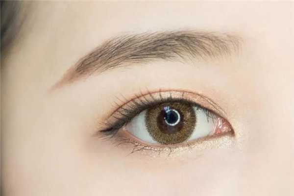 眼线怎么画才好看？三种画法拯救残手党