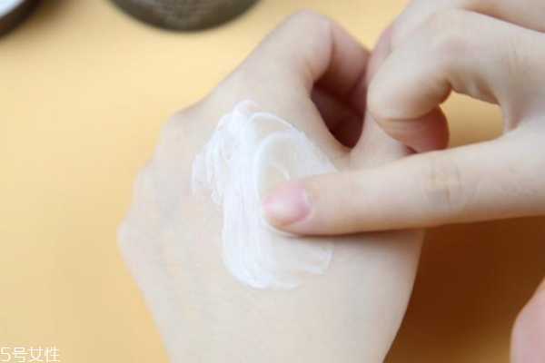 馥蕾诗紧身衣面霜怎么样